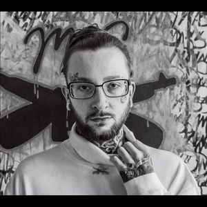 Meet your Posher, Nick